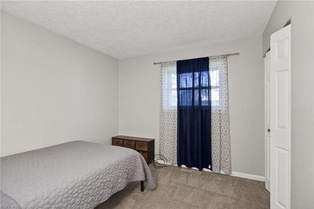 657 Declaration RD, Virginia Beach, VA 23462