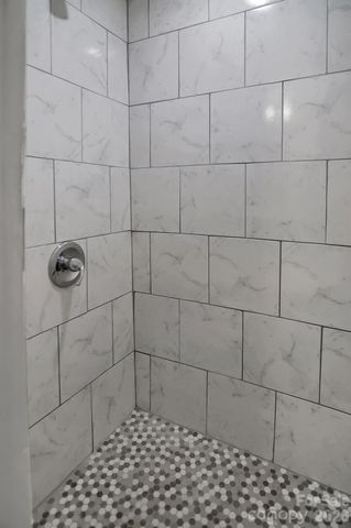 301 Jc Dellinger Road, Cherryville, NC 28021