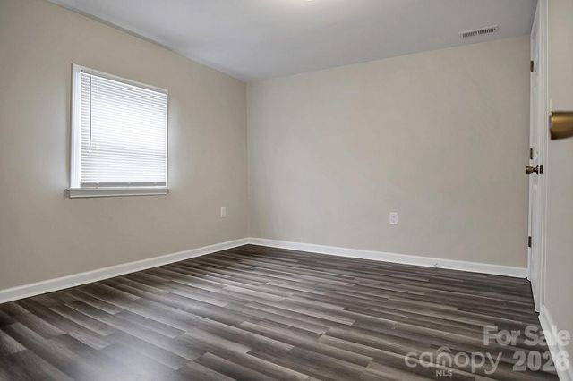 301 Jc Dellinger Road, Cherryville, NC 28021