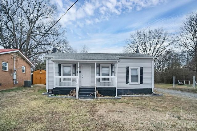 301 Jc Dellinger Road, Cherryville, NC 28021