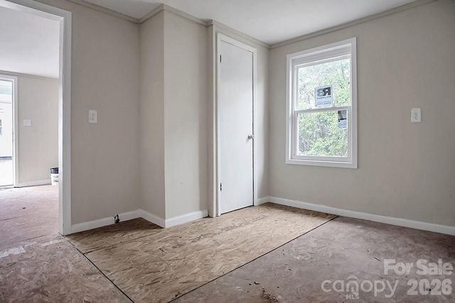 301 Jc Dellinger Road, Cherryville, NC 28021