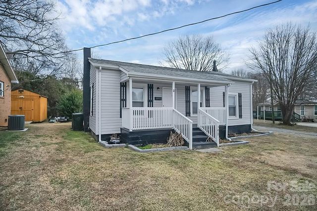 301 Jc Dellinger Road, Cherryville, NC 28021