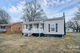 301 Jc Dellinger Road, Cherryville, NC 28021
