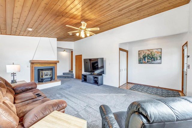 N4749 COUNTY ROAD E, Kaukauna, WI 54130