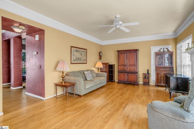 211 W Hypericum Lane, Greenville, SC 29615