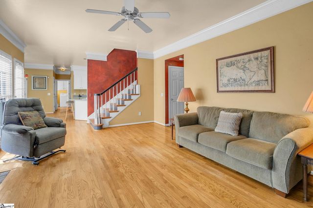 211 W Hypericum Lane, Greenville, SC 29615