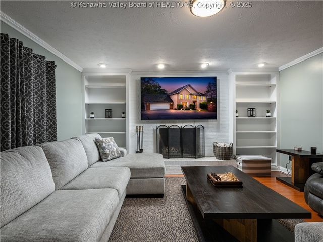 5028 Bennington Drive, Cross Lanes, WV 25313