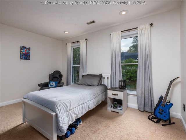 5028 Bennington Drive, Cross Lanes, WV 25313