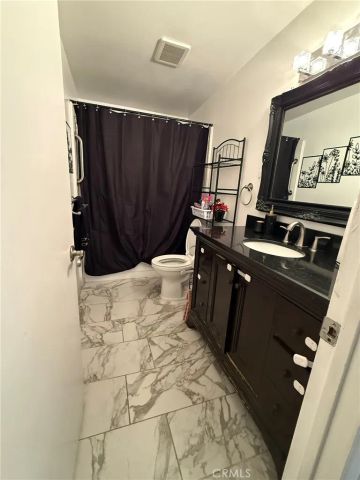 1038 E Denwall, Carson, CA 90746