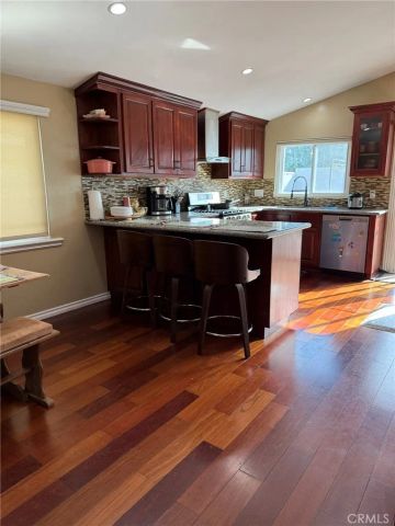 1038 E Denwall, Carson, CA 90746