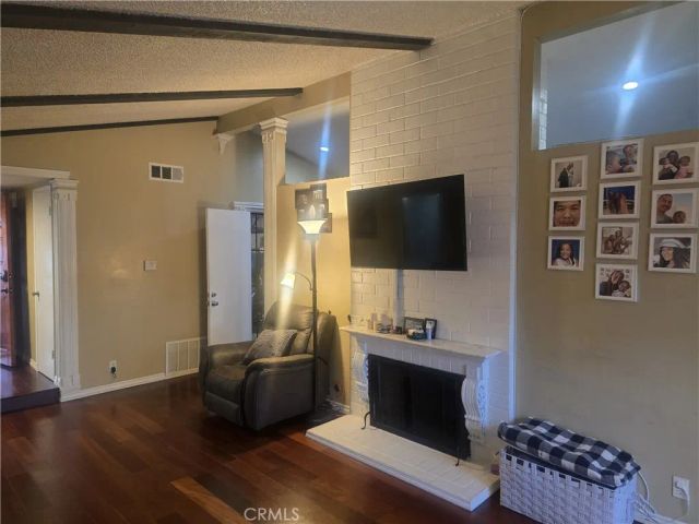 1038 E Denwall, Carson, CA 90746