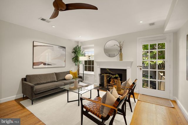 1641 MONROE ST NW, Washington, DC 20010