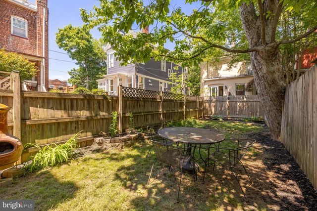 1641 MONROE ST NW, Washington, DC 20010
