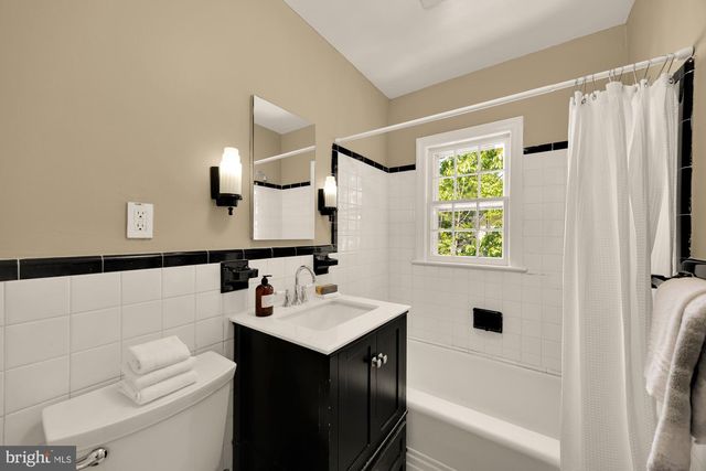 1641 MONROE ST NW, Washington, DC 20010