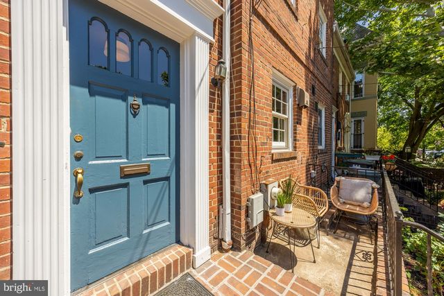 1641 MONROE ST NW, Washington, DC 20010