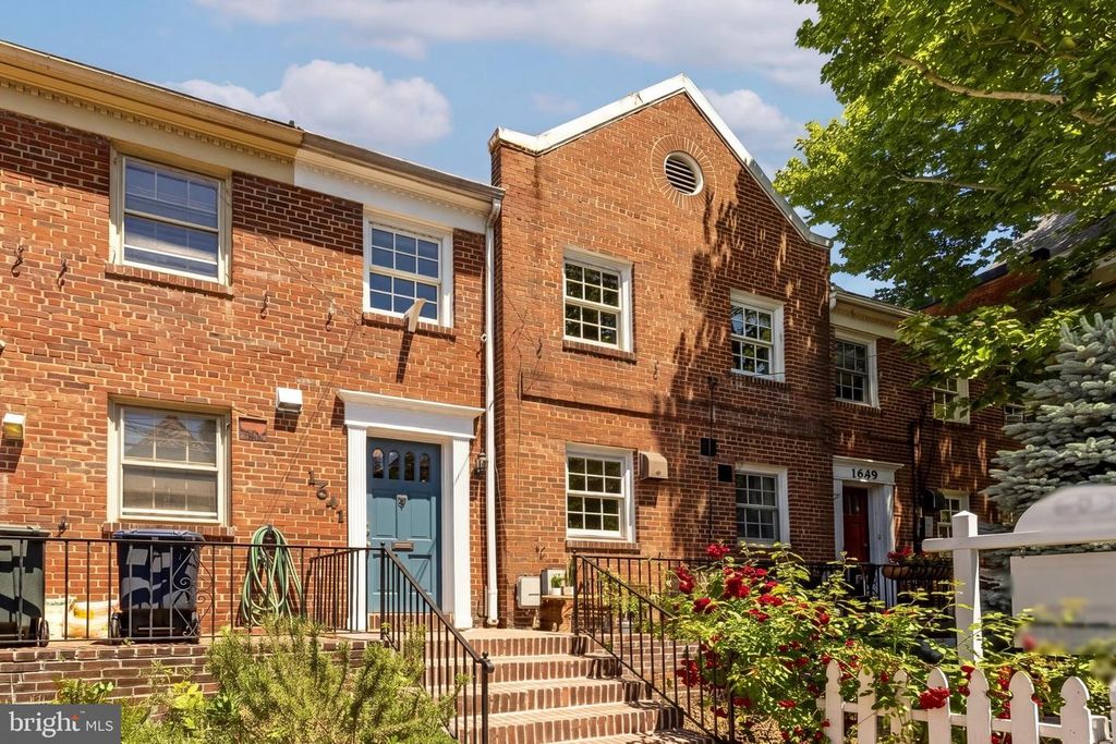 1641 MONROE ST NW, Washington, DC 20010