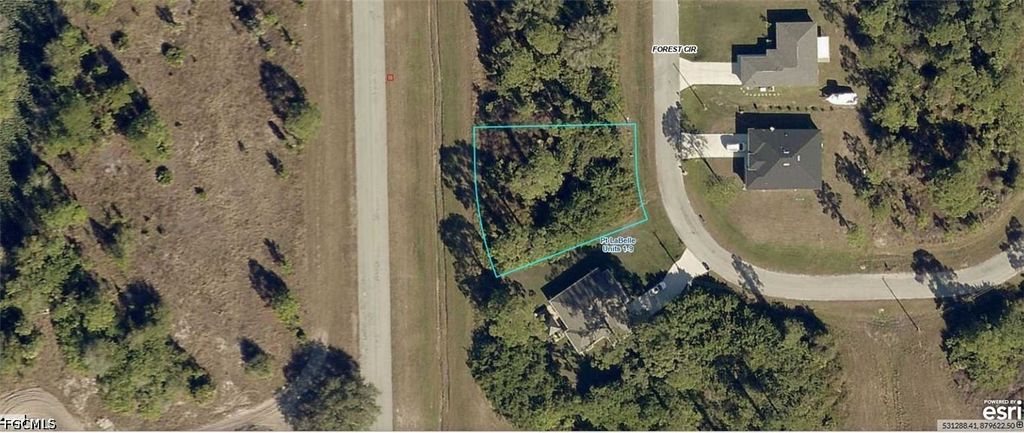 6526 Forest CIR, Labelle, FL 33935