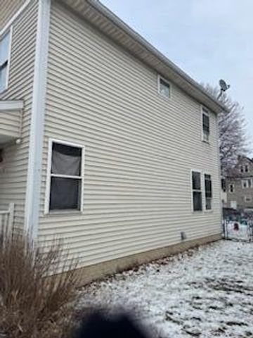 2018 N 29th STREET, Milwaukee, WI 53208