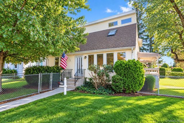 2176 6th Street, East Meadow, NY 11554