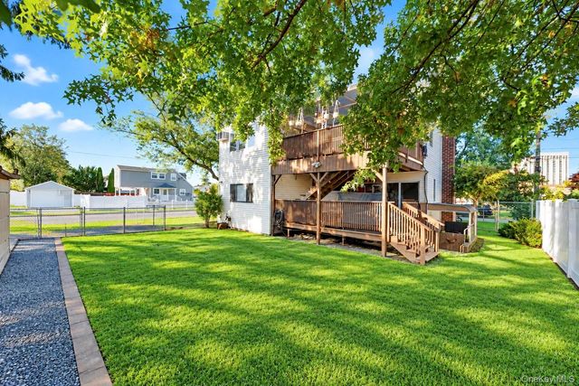 2176 6th Street, East Meadow, NY 11554