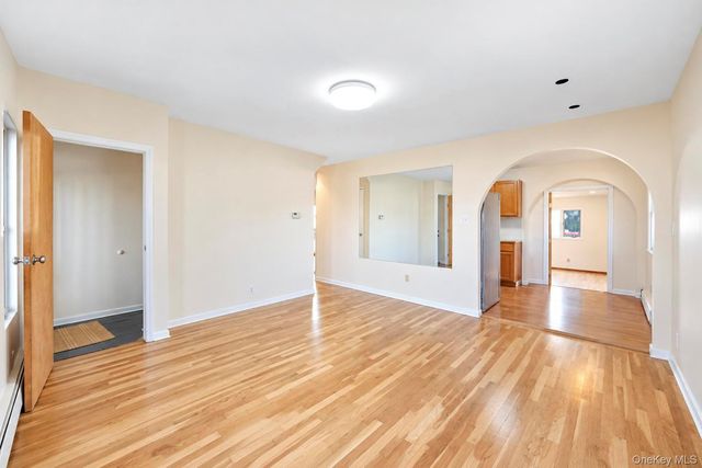 2176 6th Street, East Meadow, NY 11554