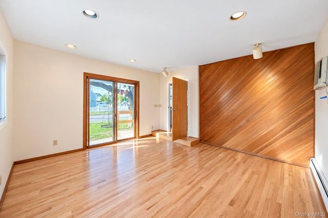 2176 6th Street, East Meadow, NY 11554