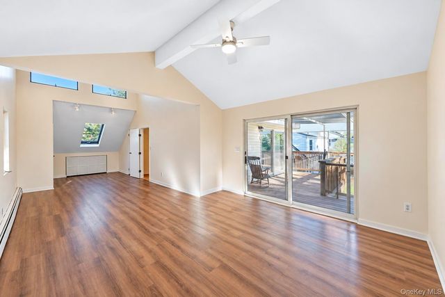 2176 6th Street, East Meadow, NY 11554