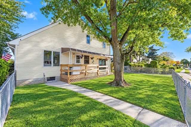 2176 6th Street, East Meadow, NY 11554