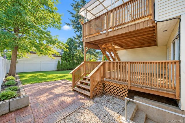 2176 6th Street, East Meadow, NY 11554