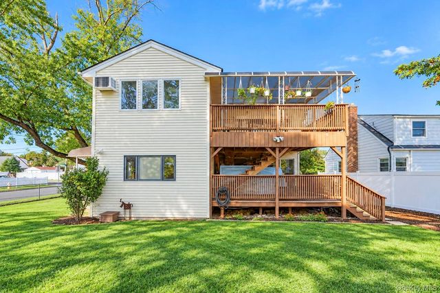 2176 6th Street, East Meadow, NY 11554