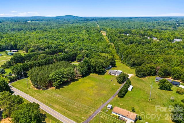 1249 Hardin Road, Dallas, NC 28034