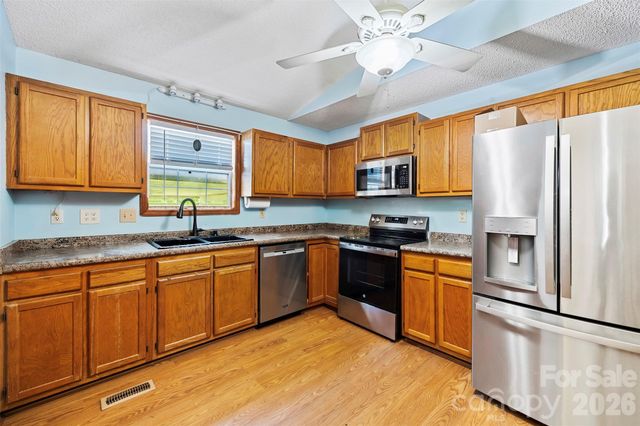 1249 Hardin Road, Dallas, NC 28034