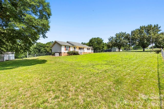 1249 Hardin Road, Dallas, NC 28034