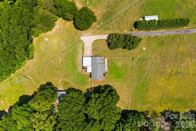 1249 Hardin Road, Dallas, NC 28034