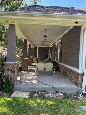 528 Jo Lynn, New Braunfels, TX 78130