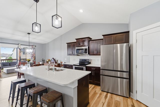 1305 NW Sunset Lane, Grimes, IA 50111