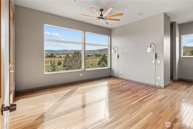 610 Meadow View Drive, Ellensburg, WA 98926