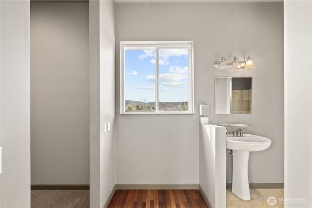 610 Meadow View Drive, Ellensburg, WA 98926