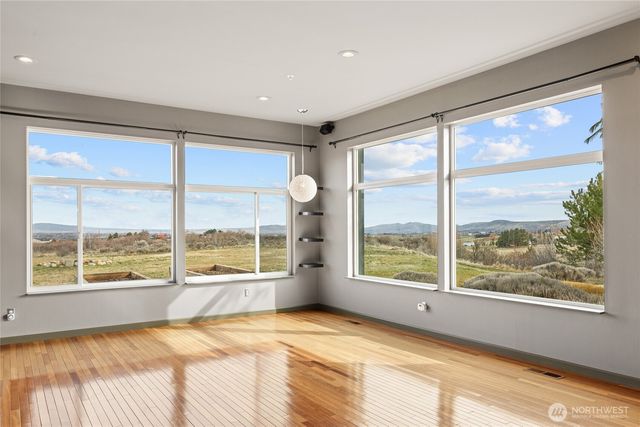 610 Meadow View Drive, Ellensburg, WA 98926