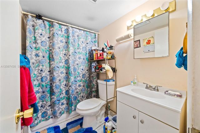 301 NW 177th Street 227, Miami Gardens, FL 33169