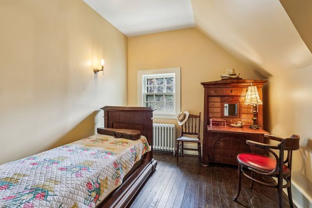 4352 Centre AVENUE, Schenley Farms, PA 15213