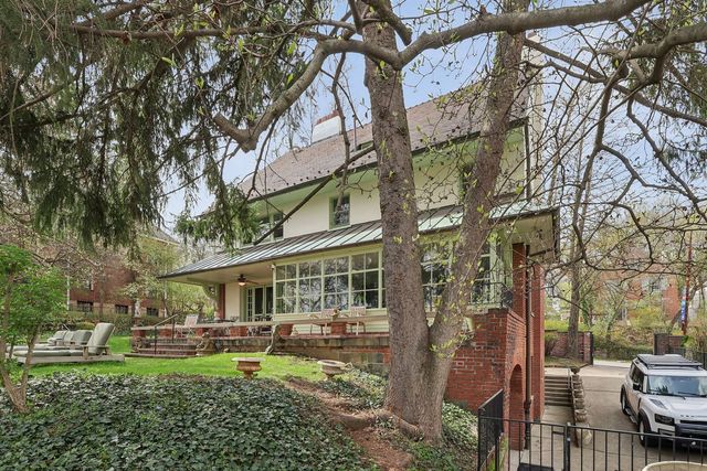 4352 Centre AVENUE, Schenley Farms, PA 15213