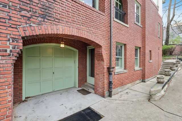 4352 Centre AVENUE, Schenley Farms, PA 15213