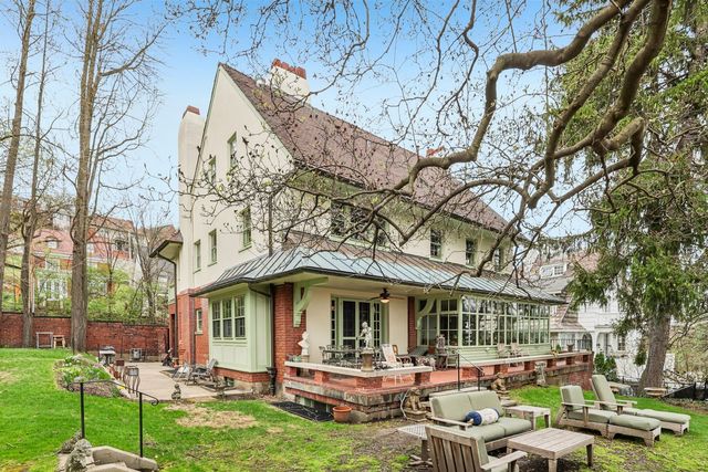 4352 Centre AVENUE, Schenley Farms, PA 15213