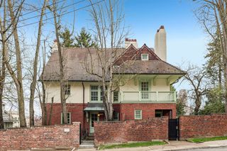 4352 Centre AVENUE, Schenley Farms, PA 15213