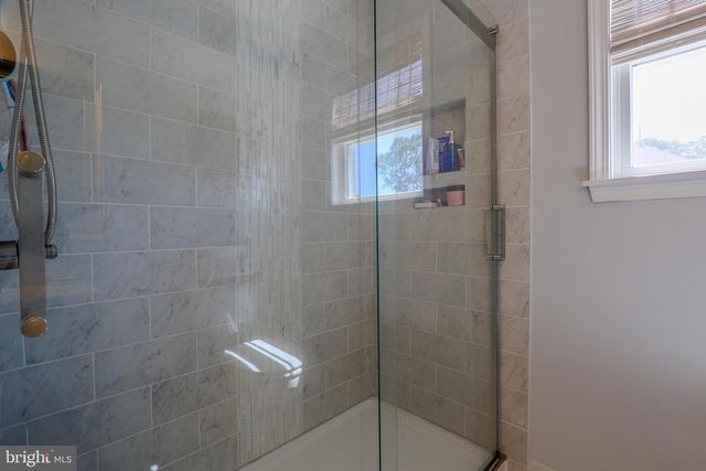 24 ORSAF LN, Bayville, NJ 08721