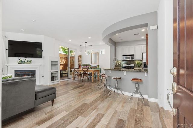 410 Pipes Lane, Encinitas, CA 92024