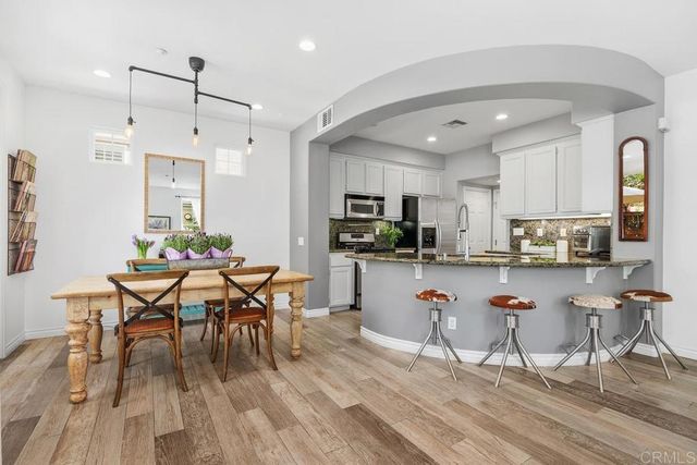 410 Pipes Lane, Encinitas, CA 92024