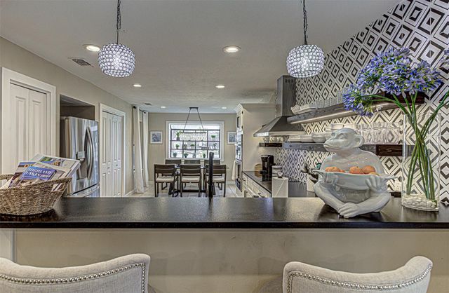 103 Oasis ST A, Horseshoe Bay, TX 78657