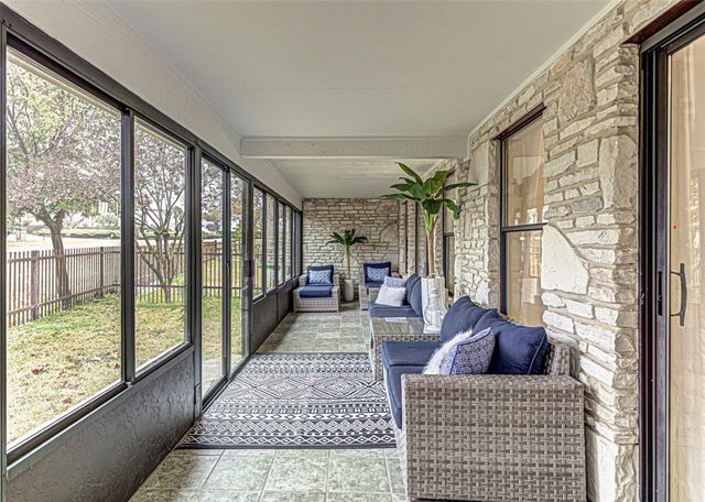 103 Oasis ST A, Horseshoe Bay, TX 78657